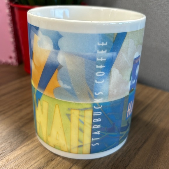Starbucks 2001 Hawaii mug - Picture 2 of 6